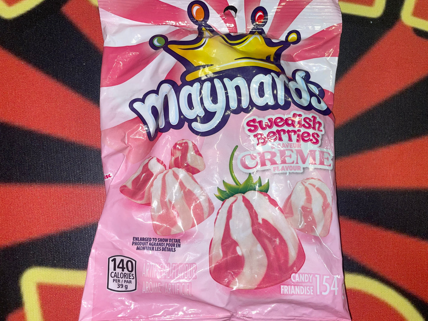 Maynards Swedish Berries & Creme Gummies Chewies Chewy Gummy Snack Candy Candies (United Kingdom) 154g