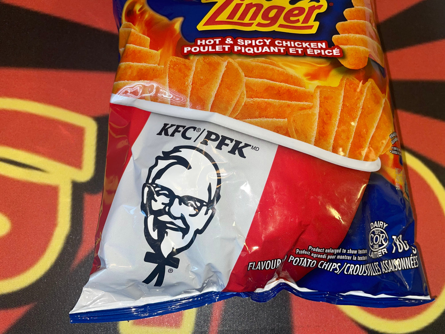 Ruffles Double Crunch Zinger Hot & Spicy Chicken KFC Flavored Potato Chips Limited Time Only 180g